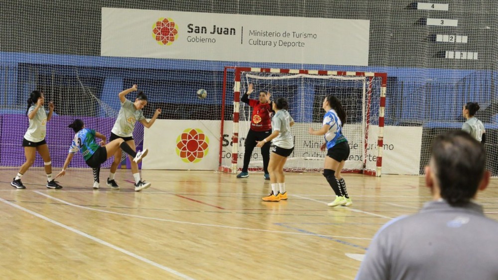 TORNEO NACIONAL DE CADETES B DE HANDBALL.